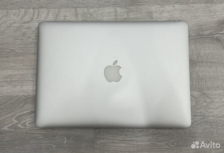 Apple MacBook Air 13