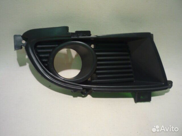 Накладка противотуманной фары правая mb244219c2r00