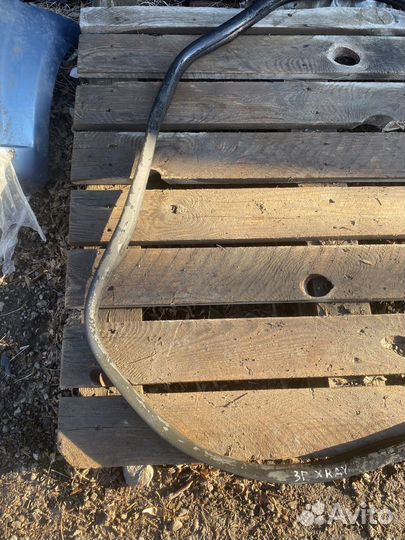 Уплотнительная резинка задней правой двери x-ray