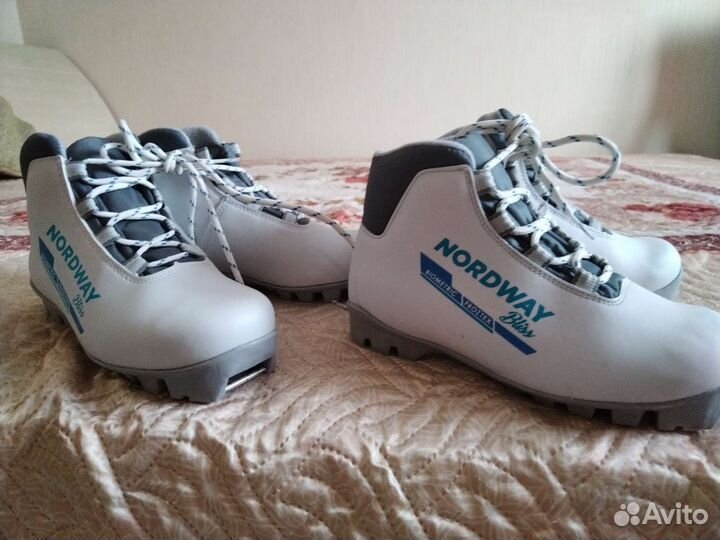 Ботинки на лыжи 36 размер