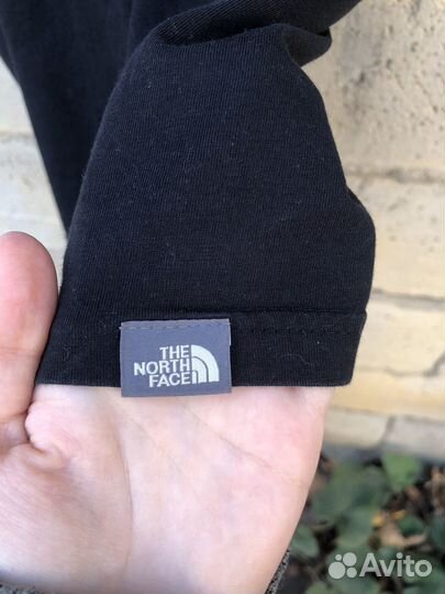 Футболка the north face