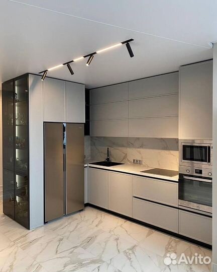 Кухня на заказ угловая