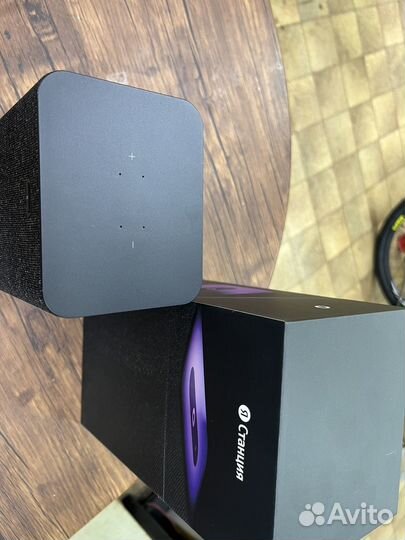 Умная колонка Яндекс Станция 2 с Алисой