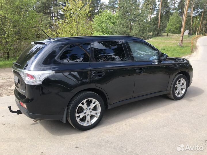Mitsubishi Outlander 2.0 CVT, 2012, 210 000 км