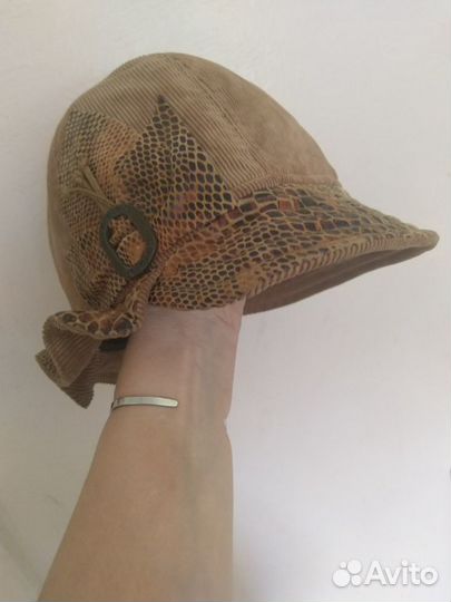 Шляпка женская