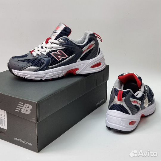 Женские кроссовки new balance 530