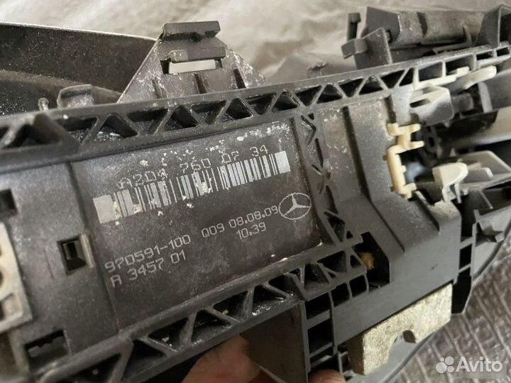 Замок двери передний левый Mercedes-Benz C-Класс