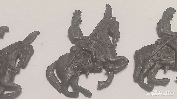 Модели игрушечных солдатиков