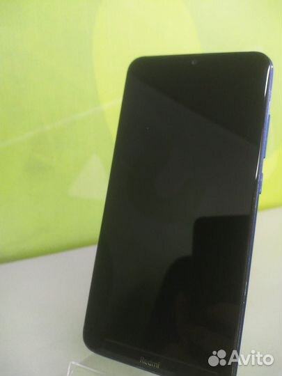 Xiaomi Redmi 8, 3/32 ГБ