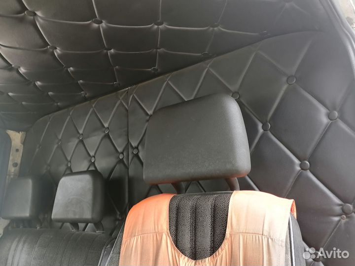 Mercedes-Benz 410D, 1990