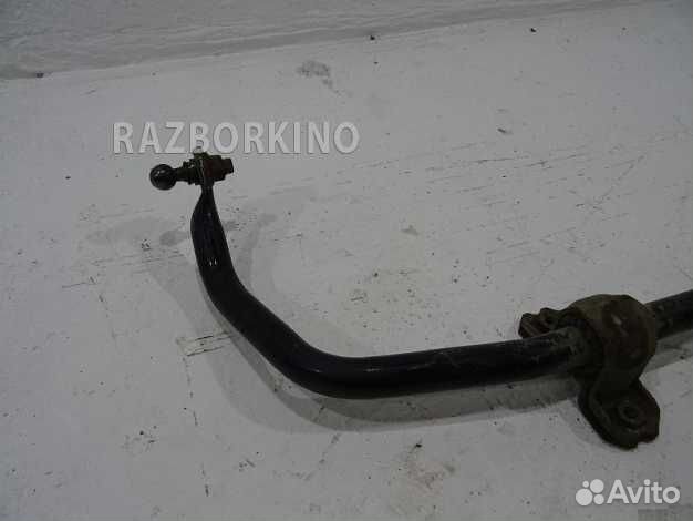 Стабилизатор передний