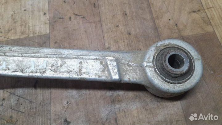 Рычаг поперечный задний левый Nissan Qashqai J11