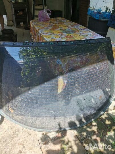 Стекло заднее сааб