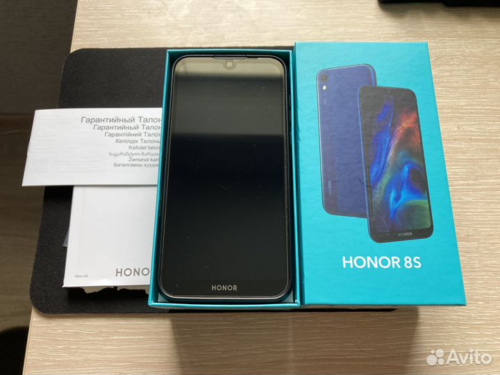 Продам телефон Honor 8S