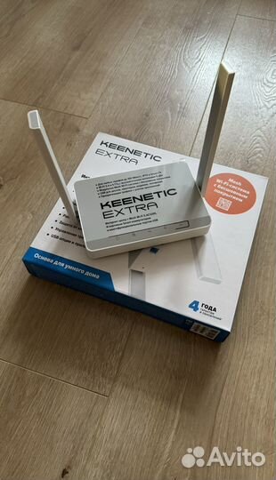 Wi-Fi роутер Keenetic Extra (KN-1713)