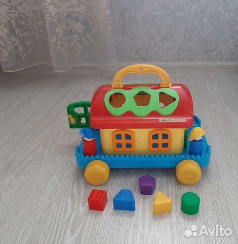 Развивающие игрушки для малышей