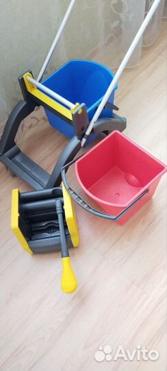 Инвентарь для мытья полов