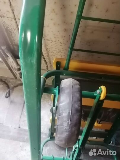 Детские санки с колёсами и чехлом