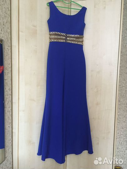 Вечернее платье (на выпускной) в пол 44 разм