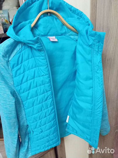 Ветровка для девочки на весну