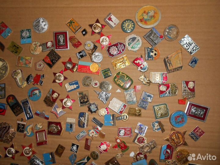 Значки СССР ломаные без заколок