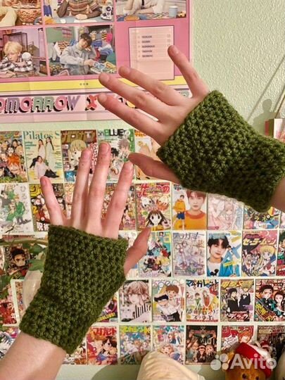 Вязаные перчатки митенки на заказ