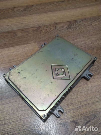 Блок управления двигателем Honda Civic 5