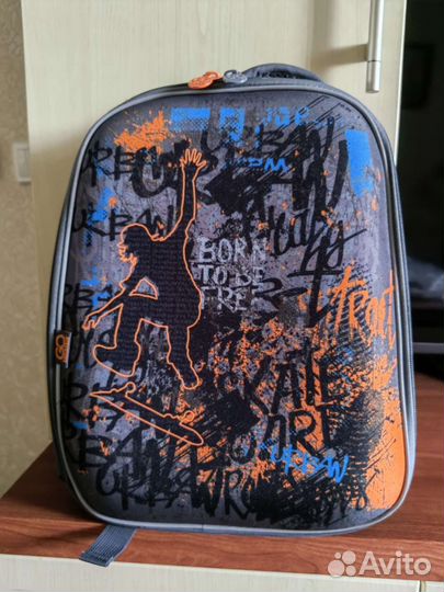 Рюкзак школьный новый