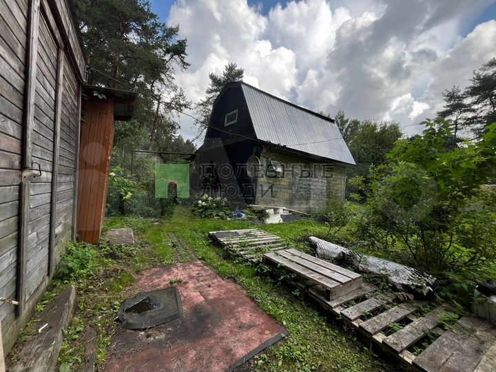 Дача 33 м² на участке 6,4 сот.