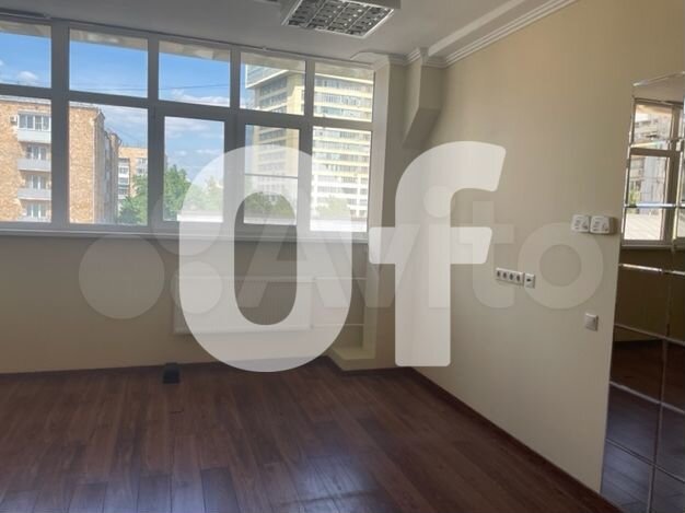 Сдам офисное помещение, 559 м²