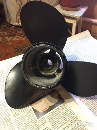 Винт гребной на Yamaha 11 1/4 15