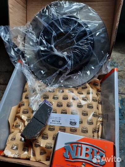 Тормозные диски и колодки Мазда 6 gh