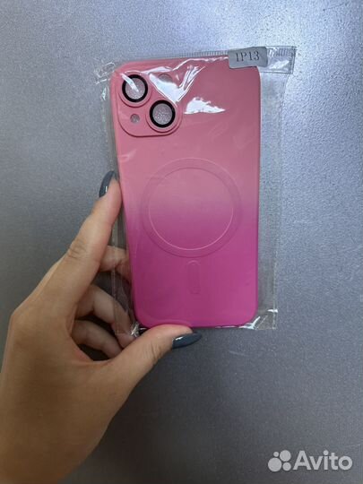 Силиконовый чехол на iPhone 13