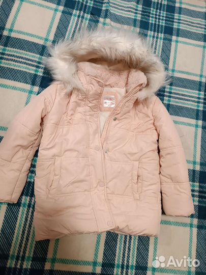 Куртки на девочку