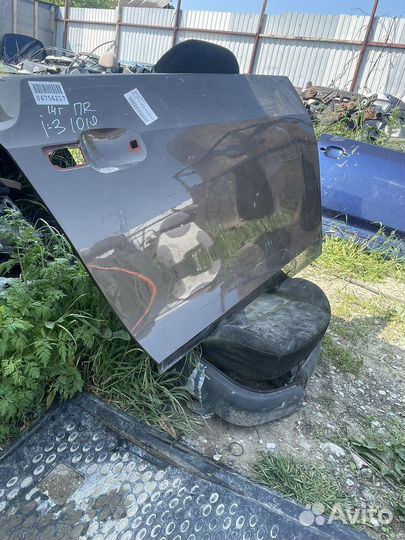 Дверь передняя правая bmw i3