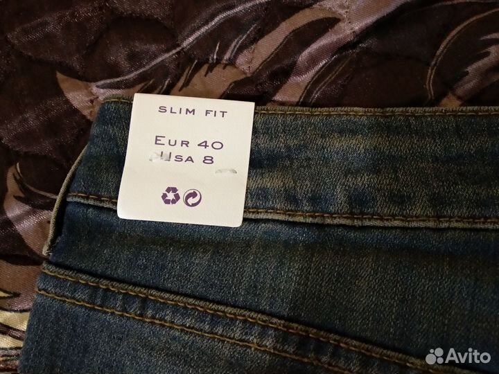Джинсы mango
