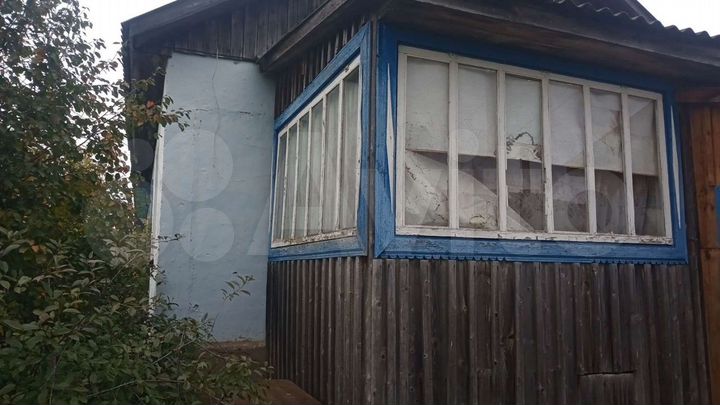 Дом 50 м² на участке 5 сот.