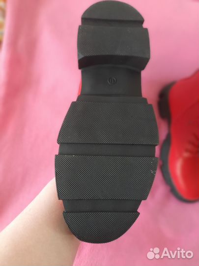 Ботинки новые демисез 39