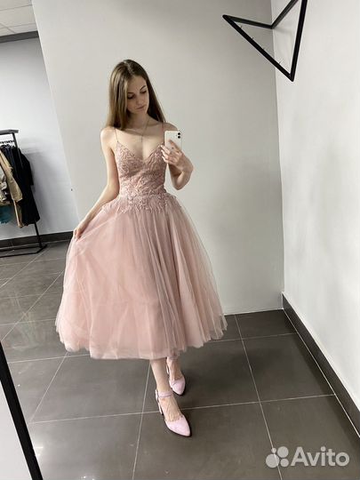 Вечернее пышное платье