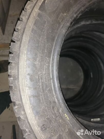 Michelin X-Ice North 3 215/55 R16