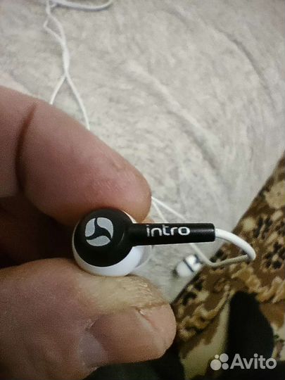 Наушники проводные