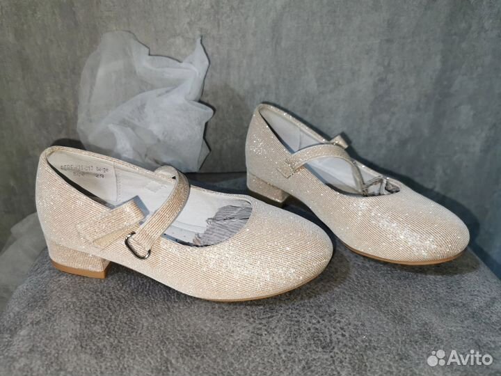 Туфли на каблучке