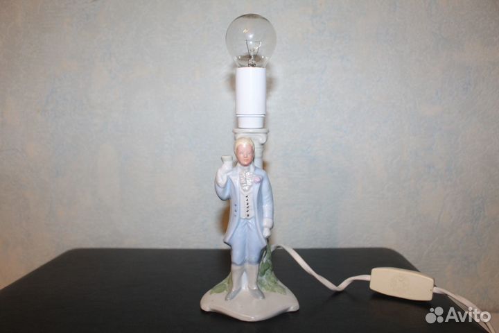 Фарфоровая лампа. ГДР. С клеймом. Рабочая