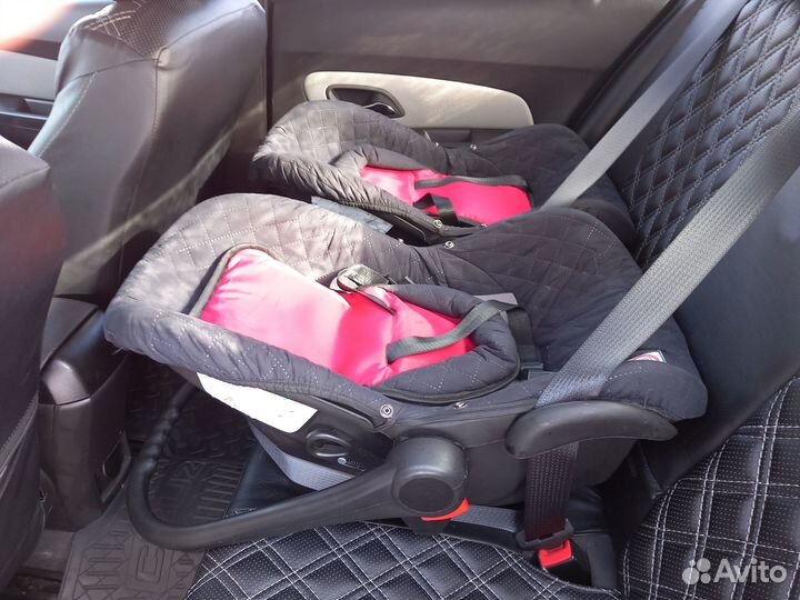 Коляска для двойни 3 в 1