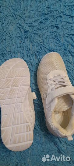 Кроссовки для девочки