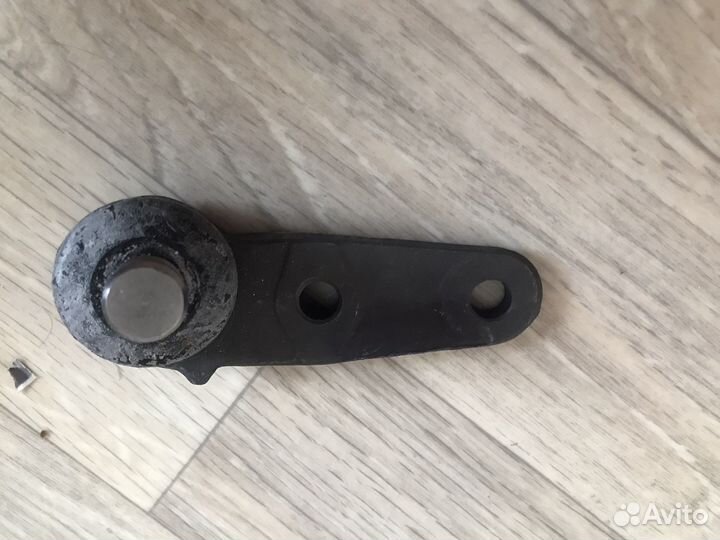 Шаровая опора audi 80 на 17