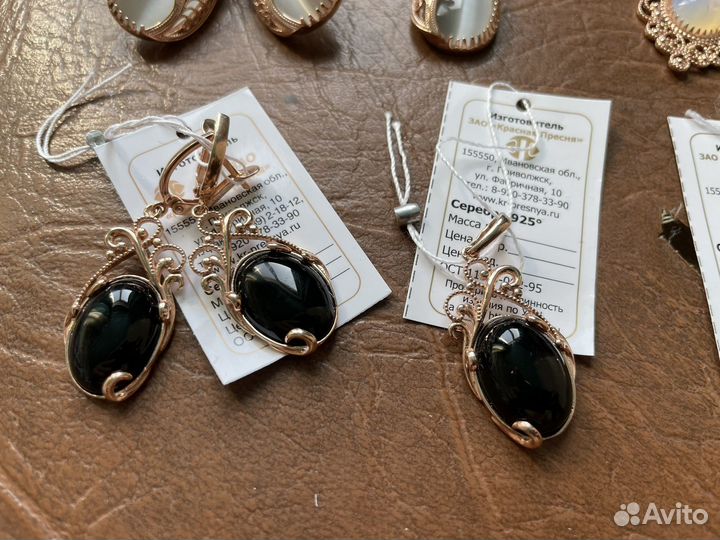 Серебряные серьги и кулоны