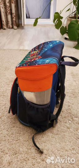 Рюкзак школьный
