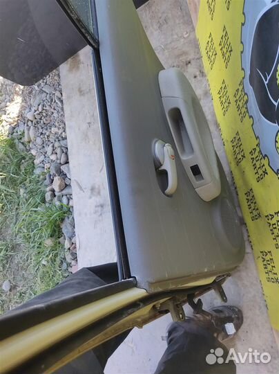 Дверь задняя правая Nissan March (ak12) 2002-2010