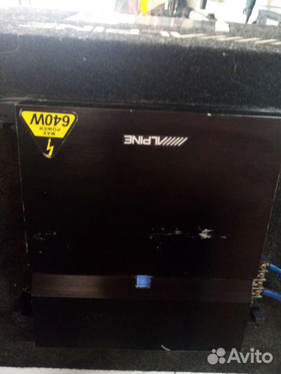 Сабвуфер и усилитель Alpine